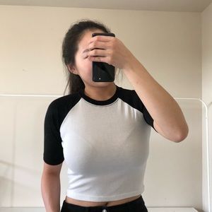 🖤SOLD ON MERCARI🖤 Baseball crop top